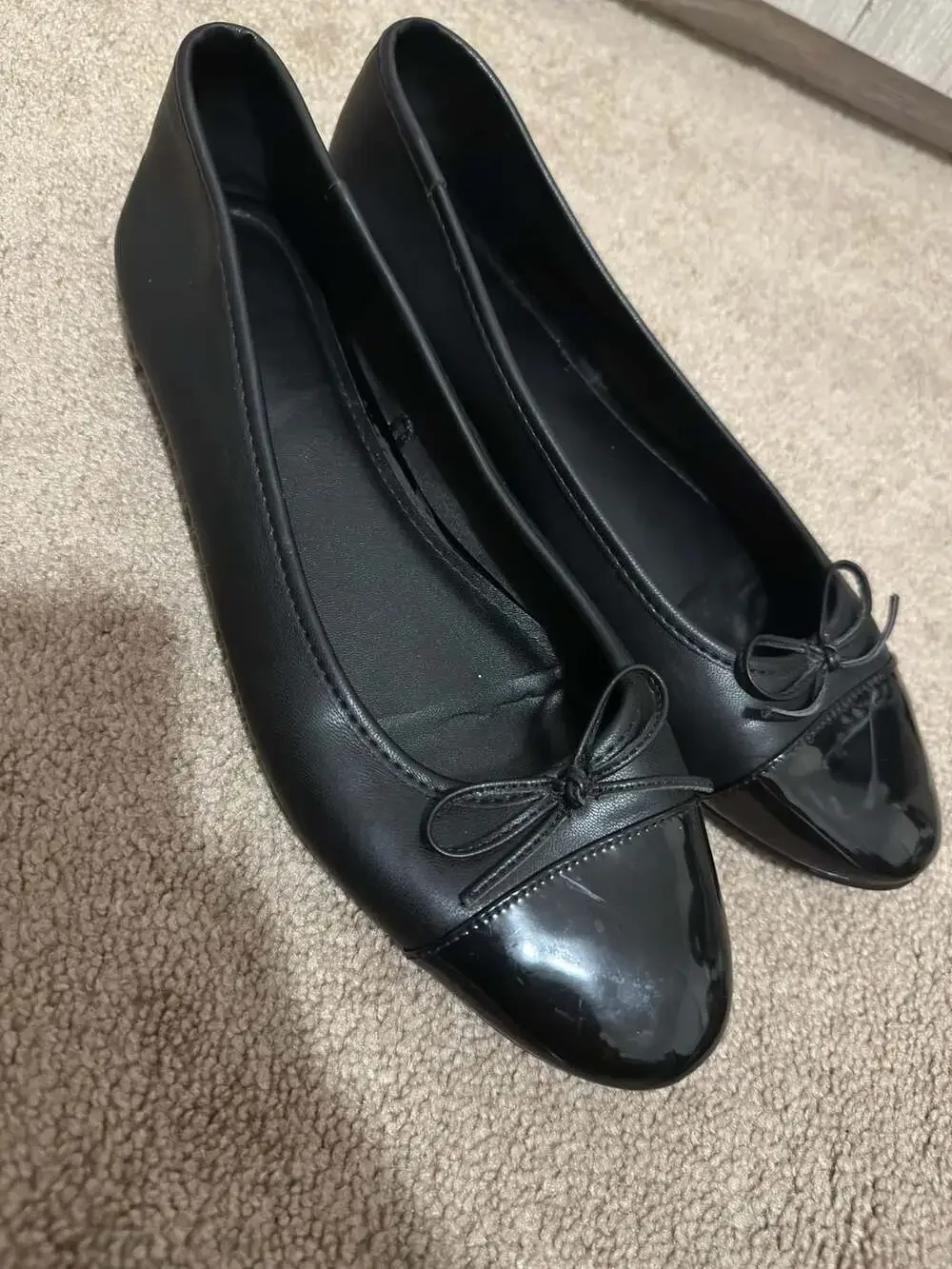 Black Ballet Flats with Patent Cap Toe and Bow Detail